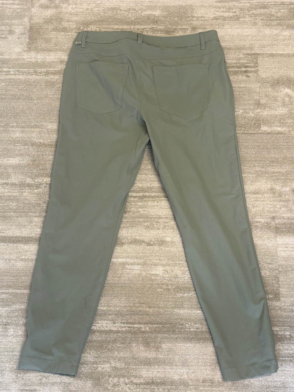 Lululemon ABC Slim Fit 5 Pocket Pant 30” L. Waist Size 32. Army Green - Picture 2 of 3